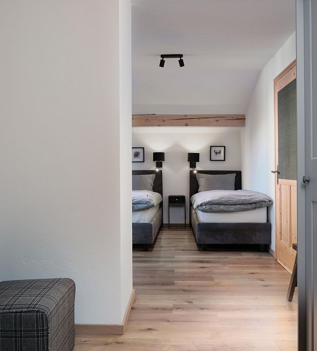 Schlafzimmer3_OG_li_Chalet2